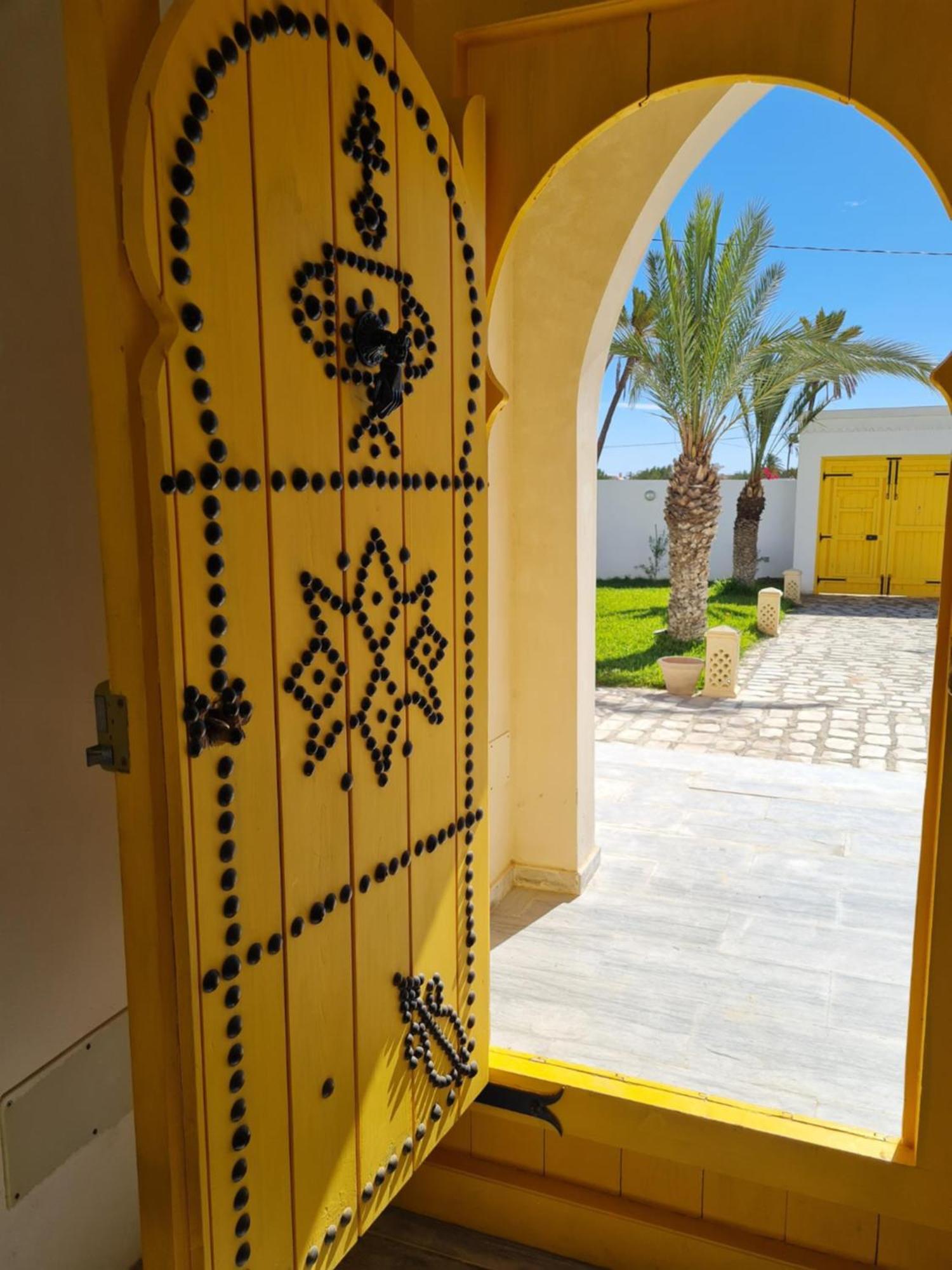 Musk De Djerba Suite Aziz Avec Piscine Temlale Экстерьер фото